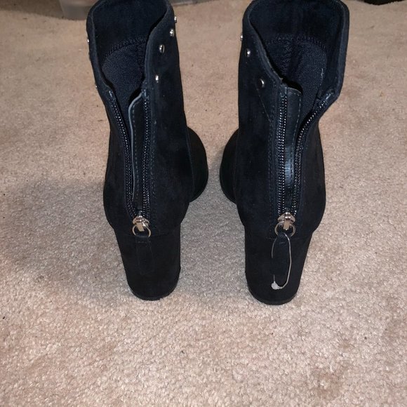 CL by Laundry Hot Take Bootie - Picture 4 of 8